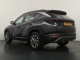 Hyundai Tucson thumbnail 3