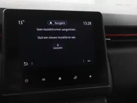 Renault Clio thumbnail 41