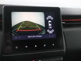 Renault Clio thumbnail 8