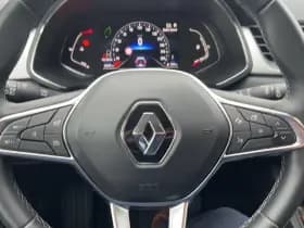 Renault Captur thumbnail 11