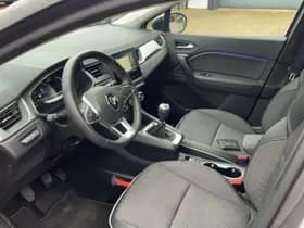 Renault Captur thumbnail 8