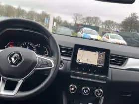 Renault Captur thumbnail 9