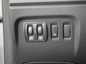 Renault Captur thumbnail 25