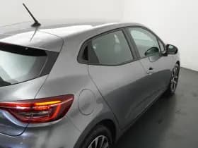 Renault Clio thumbnail 37