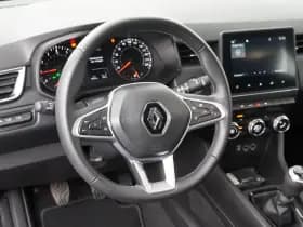 Renault Clio thumbnail 9