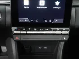Renault Captur thumbnail 18