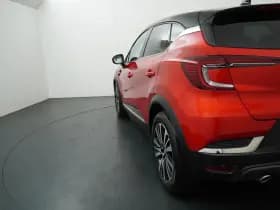 Renault Captur thumbnail 38