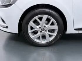 Renault Clio thumbnail 19