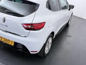 Renault Clio thumbnail 39