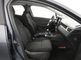 Renault Clio thumbnail 27