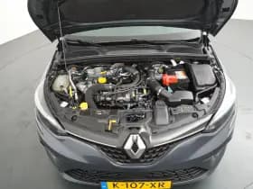 Renault Clio thumbnail 31