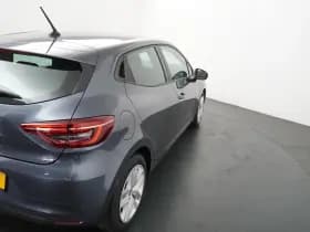 Renault Clio thumbnail 37