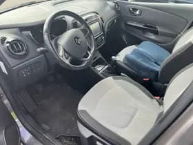 Renault Captur thumbnail 8