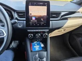 Renault Captur thumbnail 10