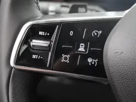 Renault Mégane E-Tech thumbnail 18