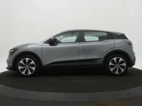 Renault Mégane E-Tech thumbnail 4