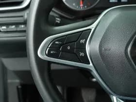 Renault Clio thumbnail 14