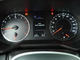 Renault Clio thumbnail 9