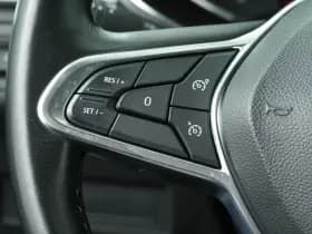 Renault Captur thumbnail 15