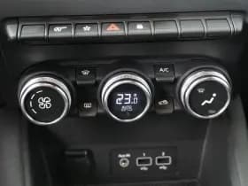 Renault Captur thumbnail 19