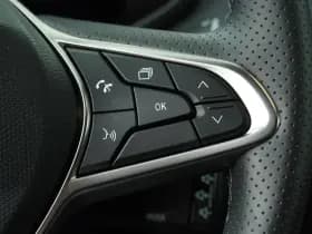 Renault Clio thumbnail 16