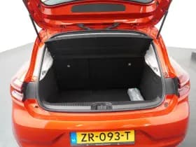 Renault Clio thumbnail 31