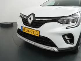 Renault Captur thumbnail 33