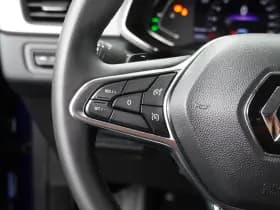 Renault Captur thumbnail 23