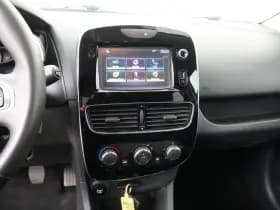 Renault Clio thumbnail 11