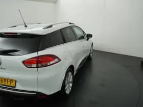 Renault Clio thumbnail 38