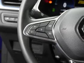 Renault Captur thumbnail 23