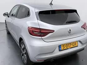 Renault Clio thumbnail 35