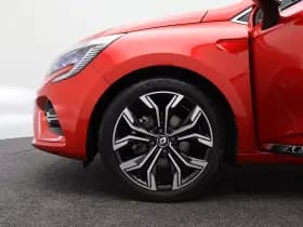 Renault Clio thumbnail 17