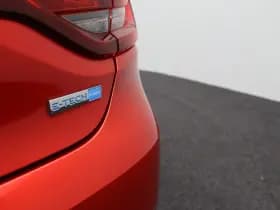Renault Clio thumbnail 37