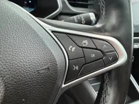 Renault Captur thumbnail 22