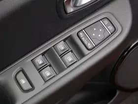 Renault Clio thumbnail 26