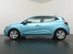 Renault Clio thumbnail 2