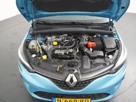 Renault Clio thumbnail 31