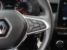 Renault Clio thumbnail 61