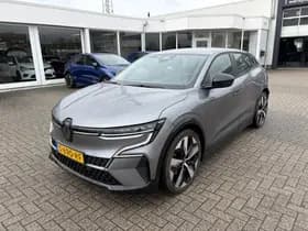 Renault Mégane E-Tech thumbnail 2