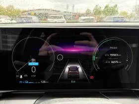 Renault Mégane E-Tech thumbnail 13