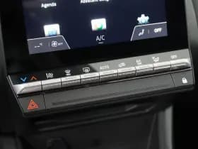 Renault Captur thumbnail 18