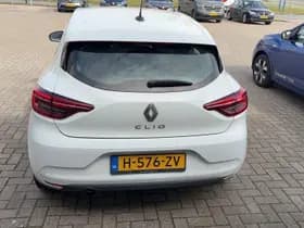 Renault Clio thumbnail 4
