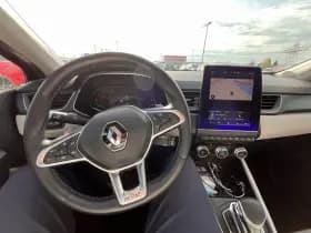 Renault Captur thumbnail 6