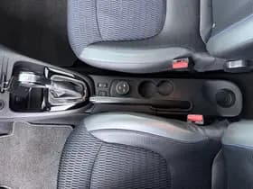 Renault Captur thumbnail 14