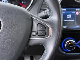 Renault Captur thumbnail 24