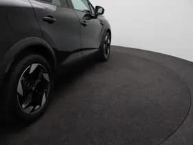 Renault Captur thumbnail 36
