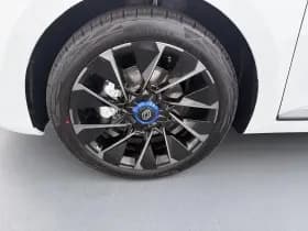 Renault Clio thumbnail 16