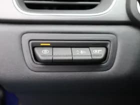 Renault Captur thumbnail 25