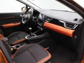 Renault Captur thumbnail 32
